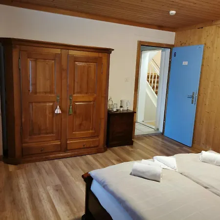 Brunig Ferienhaus 招待所 迈林根
